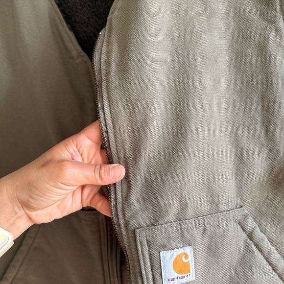 Carhartt Men's Washed Duck Sherpa-Lined Vest 2XL Driftwood - Picture 12 of 13